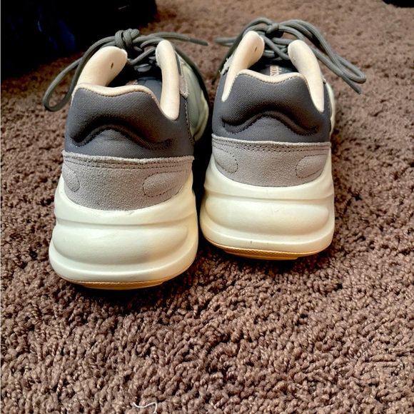 ADIDAS Ozelle runners - Picture 4 of 6